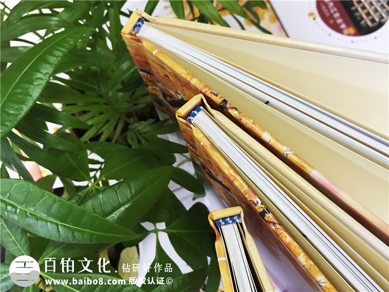 同學(xué)聚會的故事 一起制作一本大家的聚會相冊紀(jì)念同學(xué)美好故事！