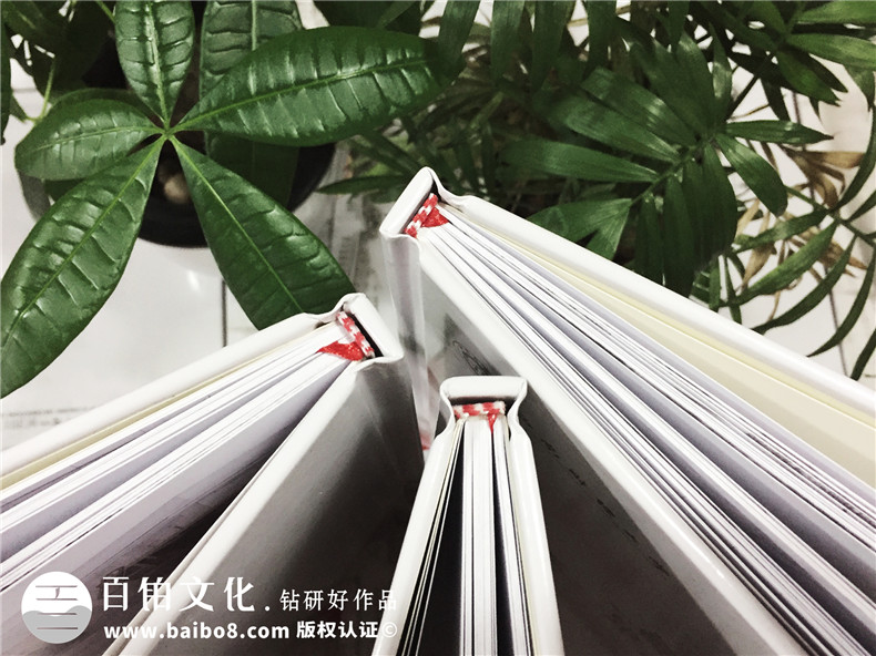 制作畢業(yè)紀(jì)念冊(cè)記錄時(shí)光,4年大學(xué)時(shí)光感恩遇見，記錄你我！