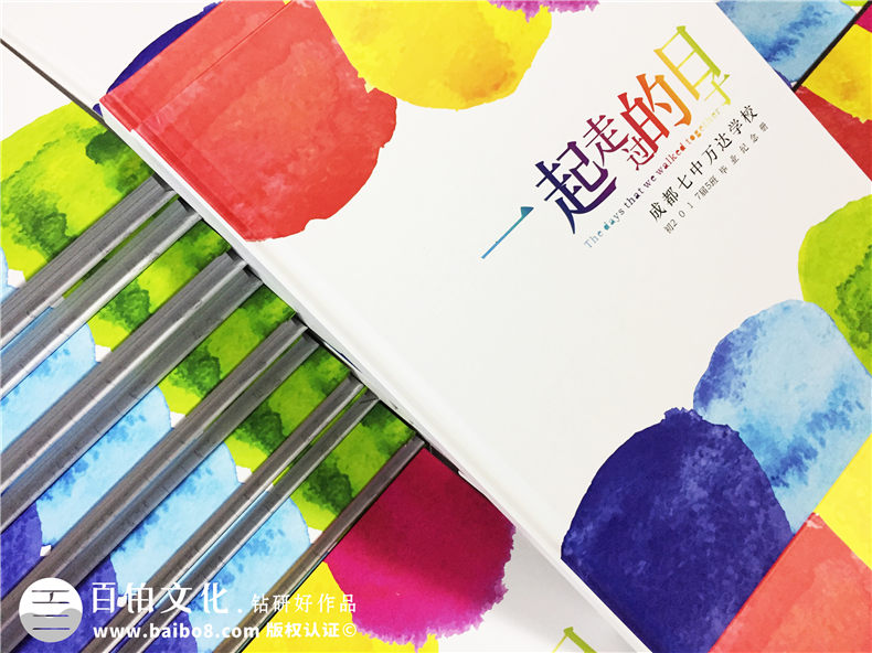 畢業(yè)紀(jì)念冊創(chuàng)意文案序言,畢業(yè)影集適合配的文字