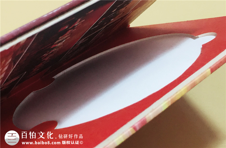 四川省第四屆表彰大會(huì)卡書(shū)制作-成都精裝卡書(shū)