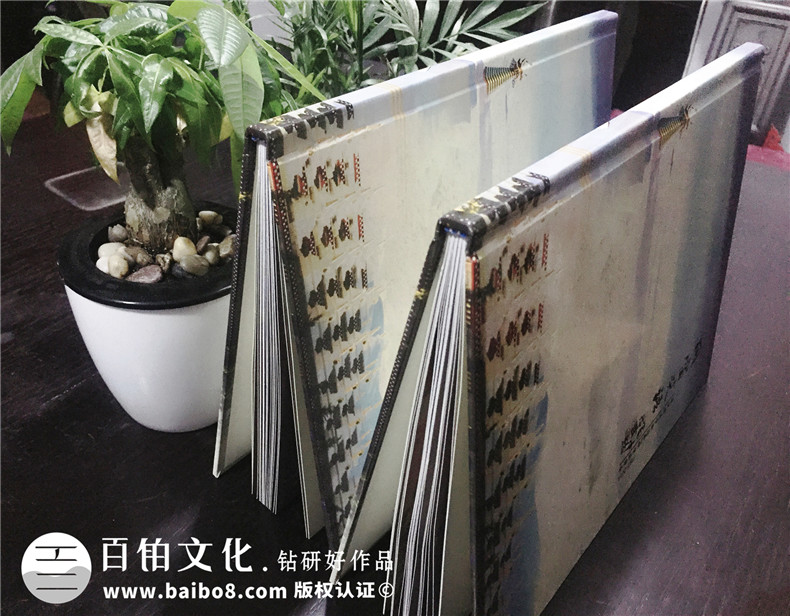 同學(xué)畢業(yè)聚會(huì)紀(jì)念相冊(cè)版本-請(qǐng)收下這一本班級(jí)同學(xué)薄-康定師范學(xué)校
