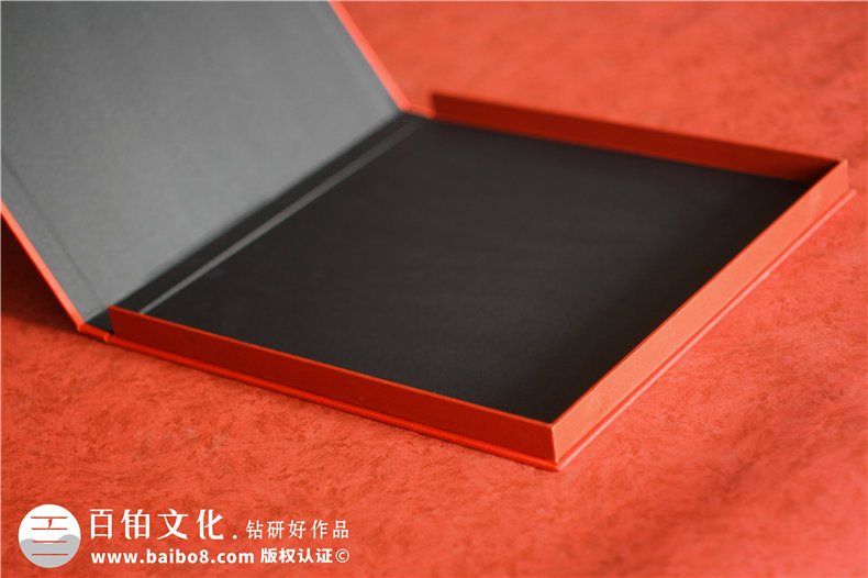 國家電網(wǎng)公司領(lǐng)導榮休紀念冊-高檔供電局領(lǐng)導退休相冊設(shè)計