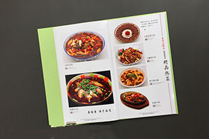 餐飲企業(yè)畫冊設(shè)計怎么構(gòu)思？餐飲行業(yè)畫冊設(shè)計要堅持的理念